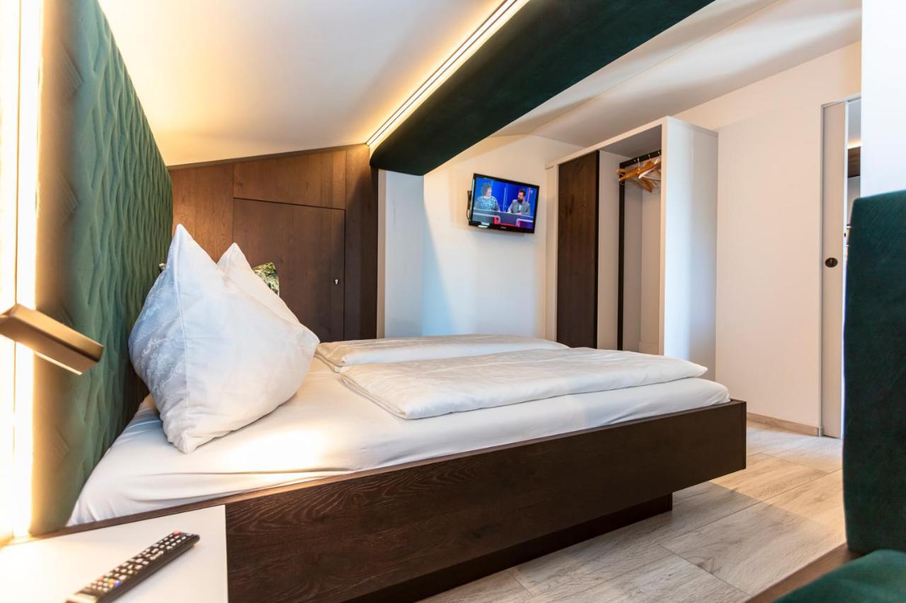 Hettlerhof Hotel ไมส์โฮเฟิน ภายนอก รูปภาพ