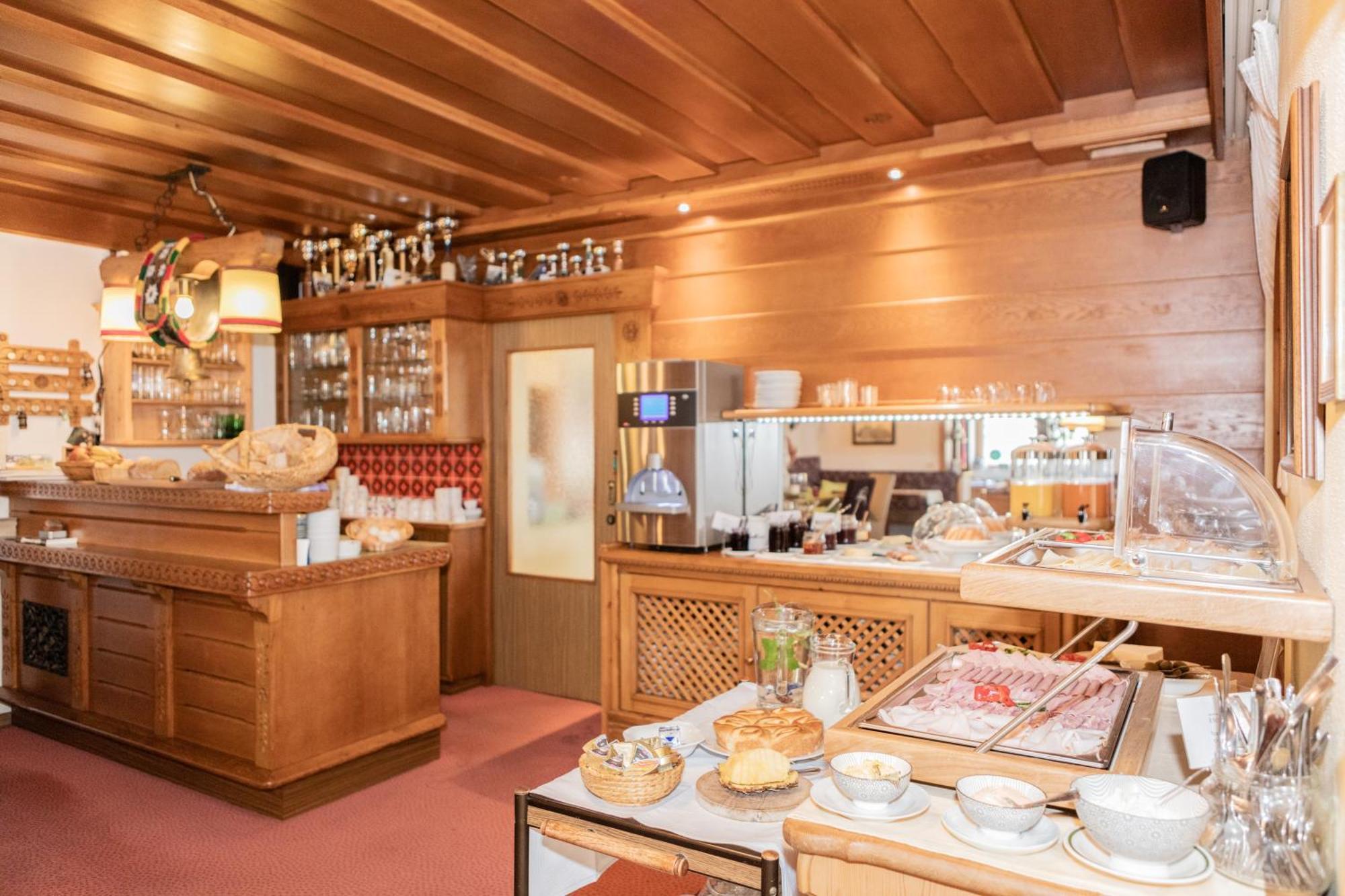 Hettlerhof Hotel ไมส์โฮเฟิน ภายนอก รูปภาพ